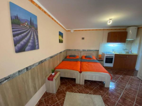 Hajnal Apartman